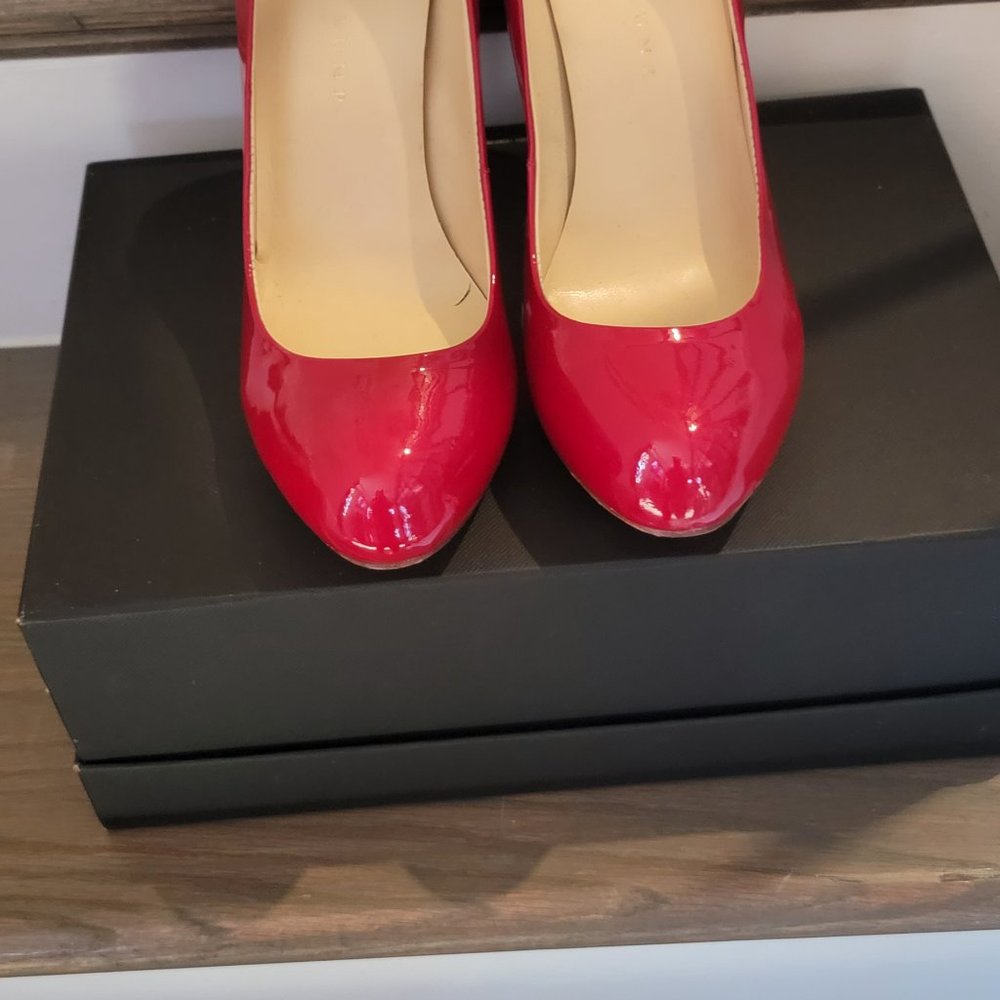 Shoes - Picture 3 of 3